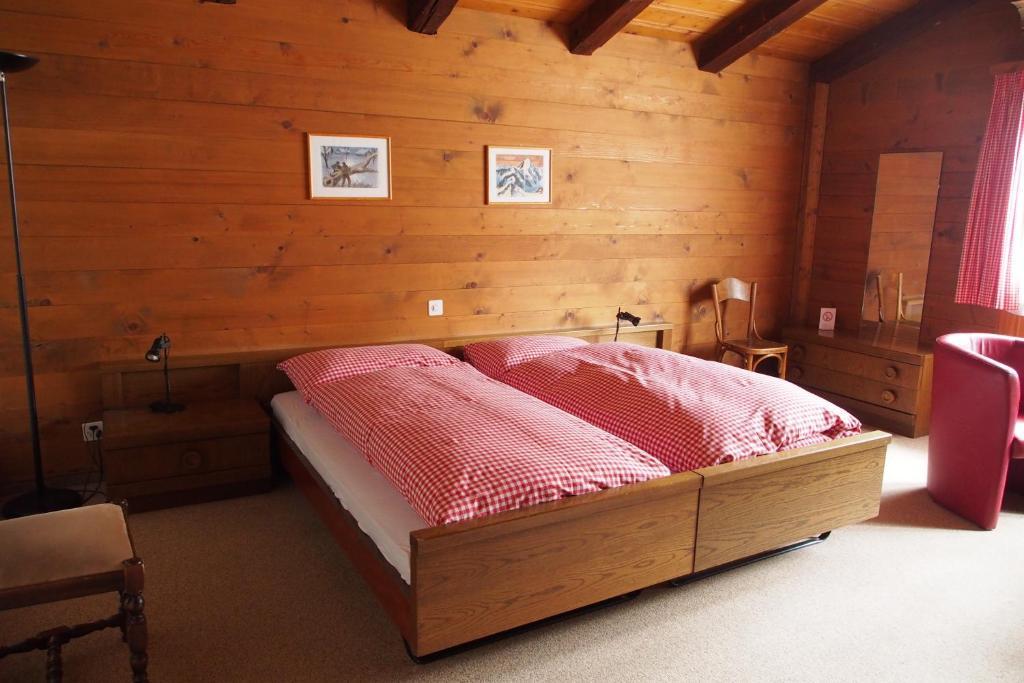 Hotel Simmental Boltigen Bilik gambar